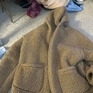 hollister oversized teddy bear jacket